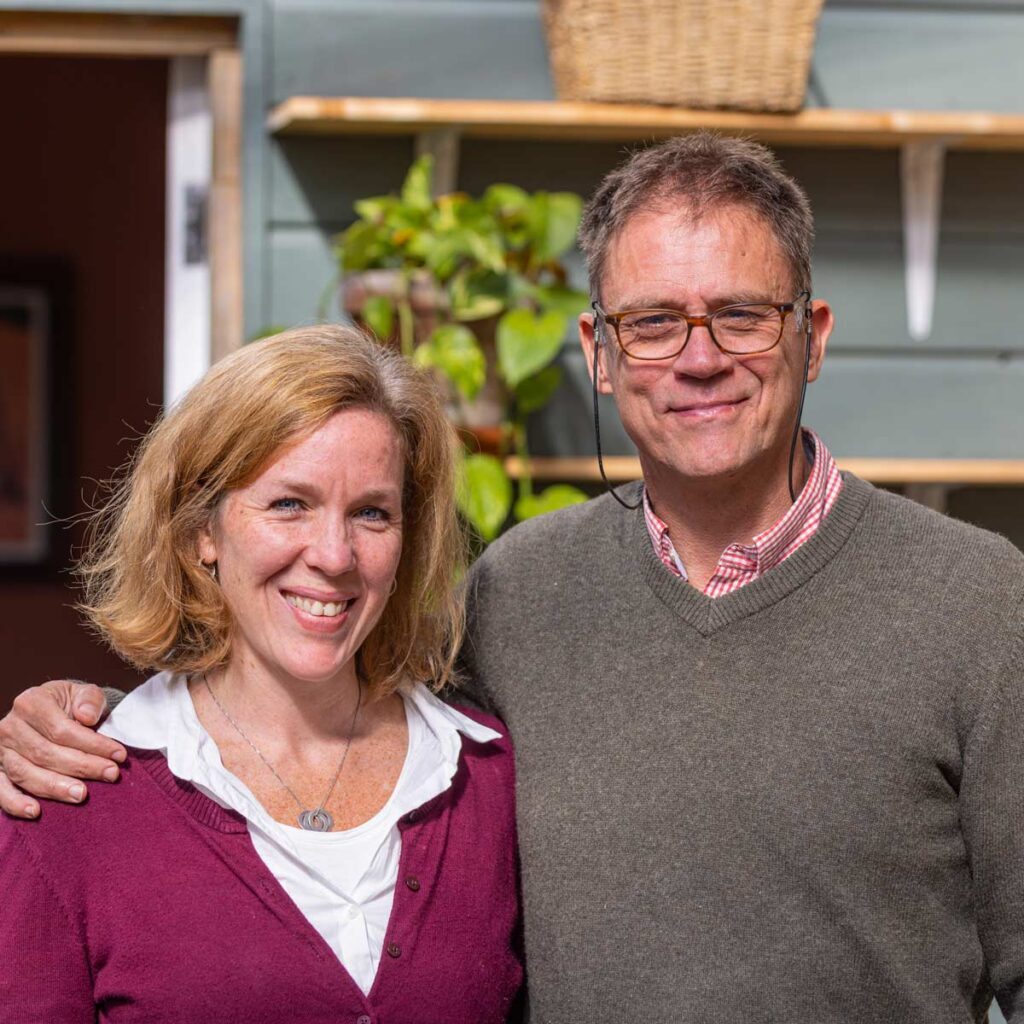 Mark & Jennifer Snelling